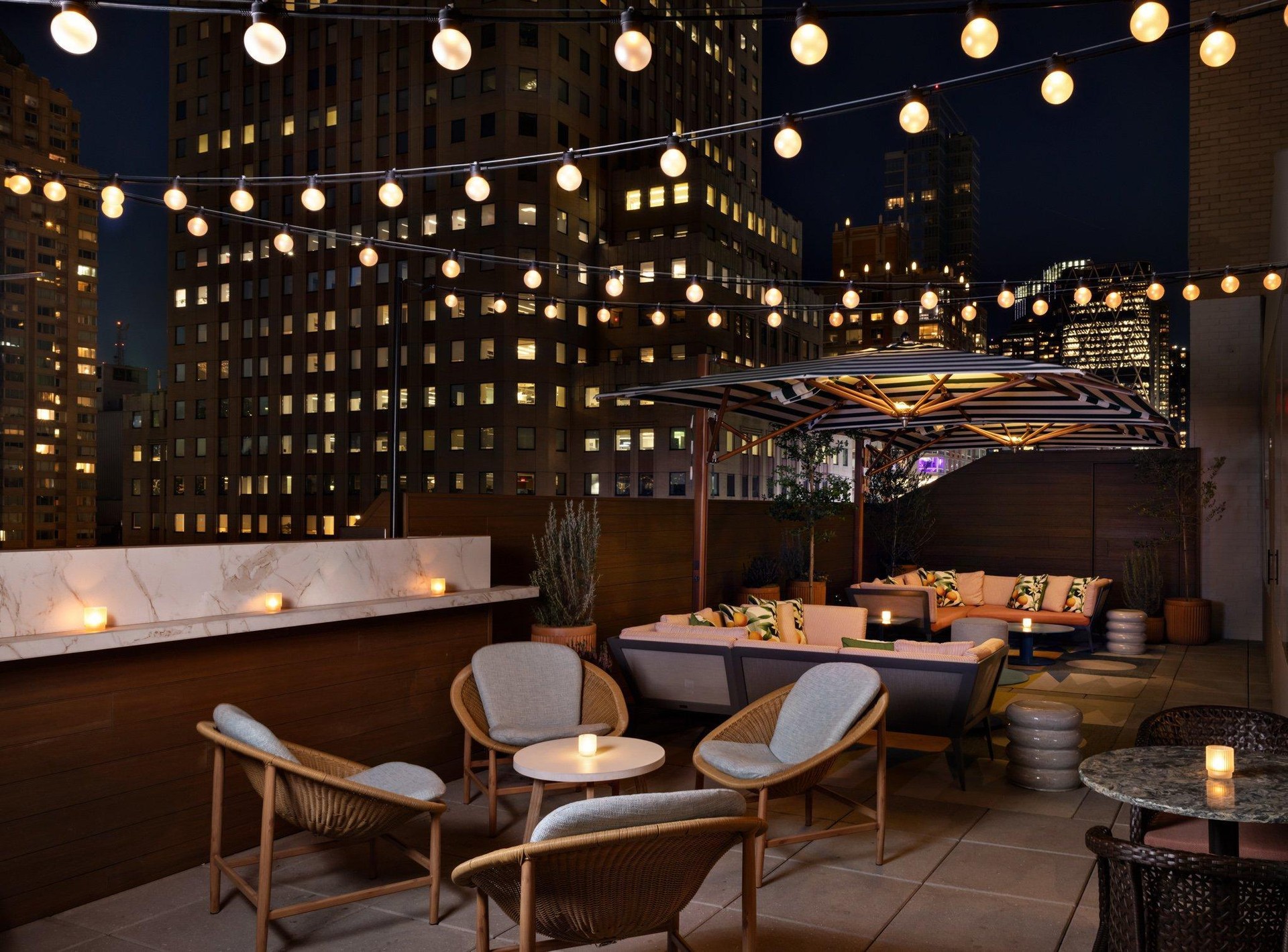 Kimpton Theta — rooftop dining