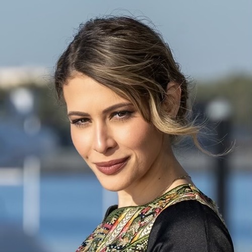 Tracy Hoyos-Lopez headshot